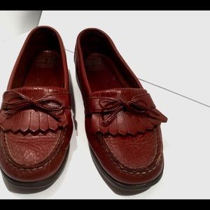 Women’s SAS shoes size 8 1/2 tasseled loafers